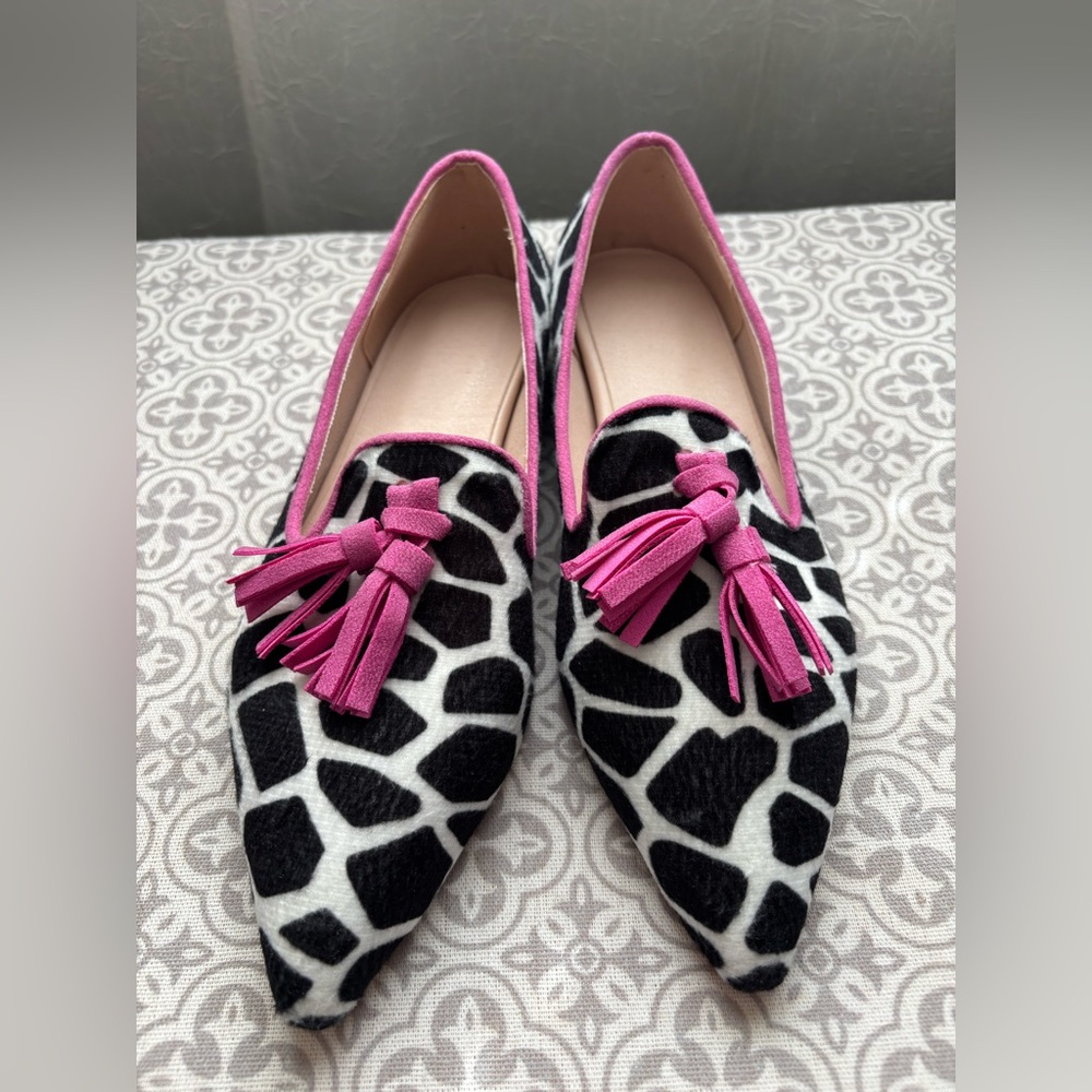 Black & White Giraffe Print Loafers with Pink Tassel and Trim